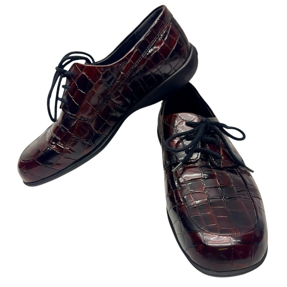 Mephistopheles Women's 6.5 Air-Jet Extra‎ Light Tie Oxford